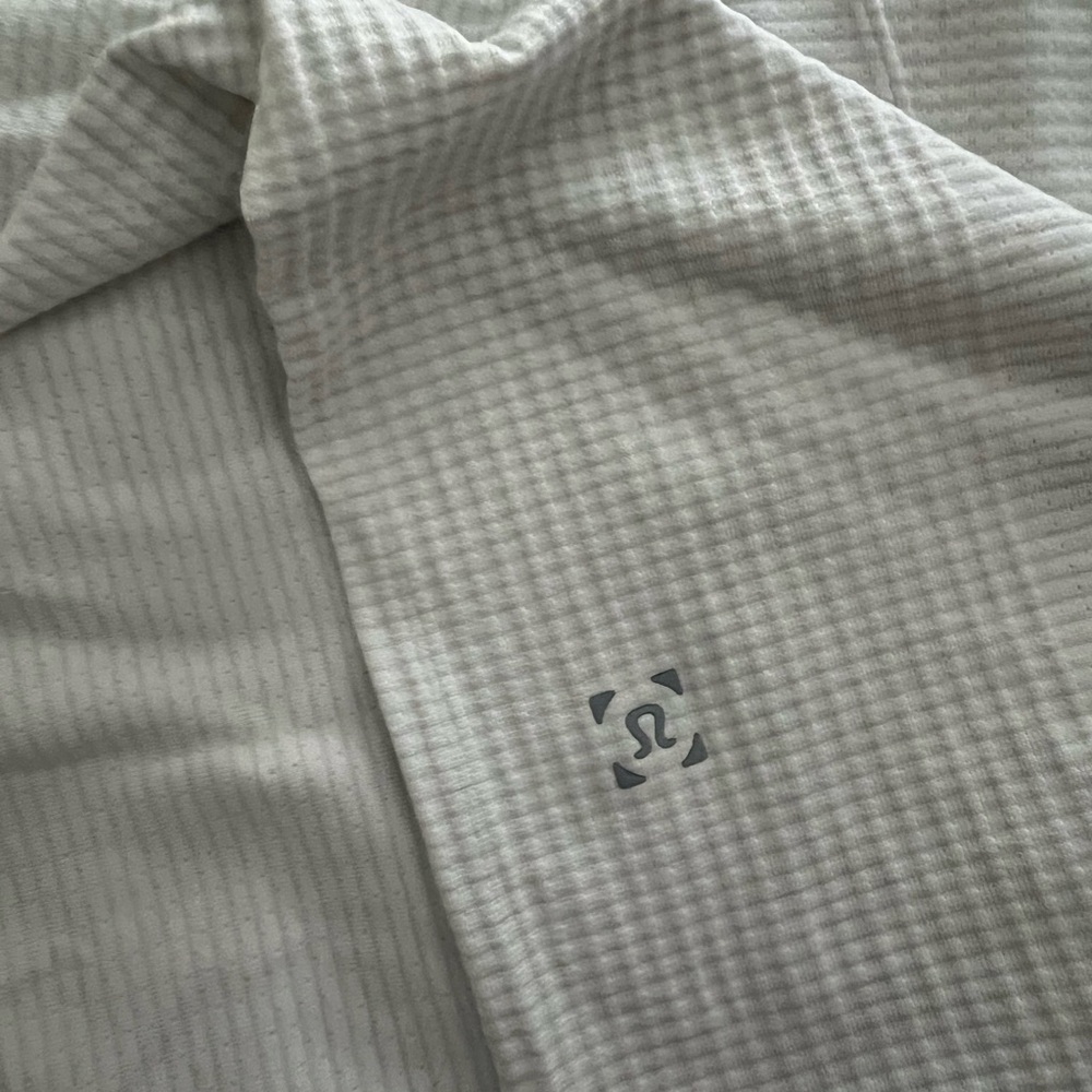 Lululemon short sleeve